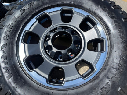 18" Ford F-250 F-350 OEM TREMOR rims wheels 10482 tires DURATRAC R/T 35"