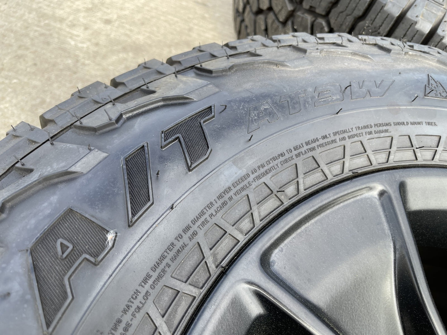 (5) 17" Jeep Wrangler Rubicon OEM 96226 wheels rims Gladiator FALKEN A/T3 NEW