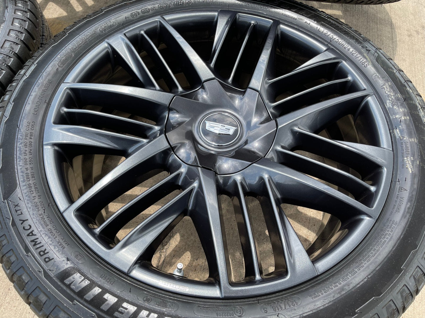 NEW 24" Cadillac Escalade IQ DEEP SPACE EV OEM wheels rims Hummer SET 2025-2027