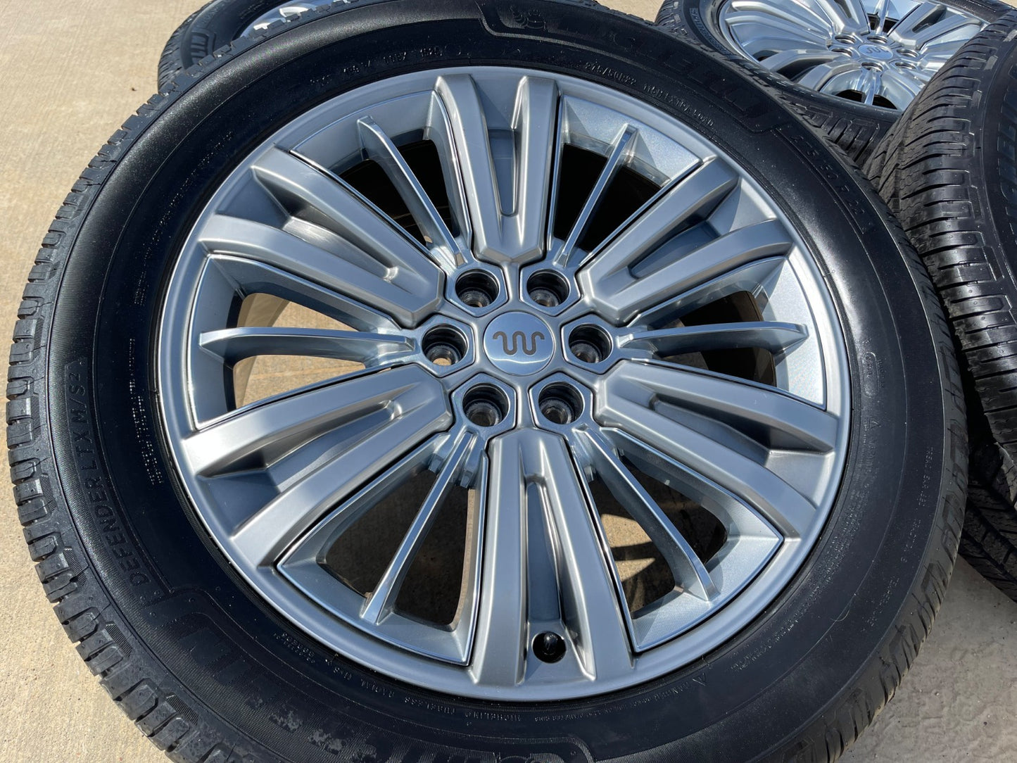 22" Ford F-150 LIMITED OEM rims wheels 10622 Expedition 2025 2026 MICHELIN NEW