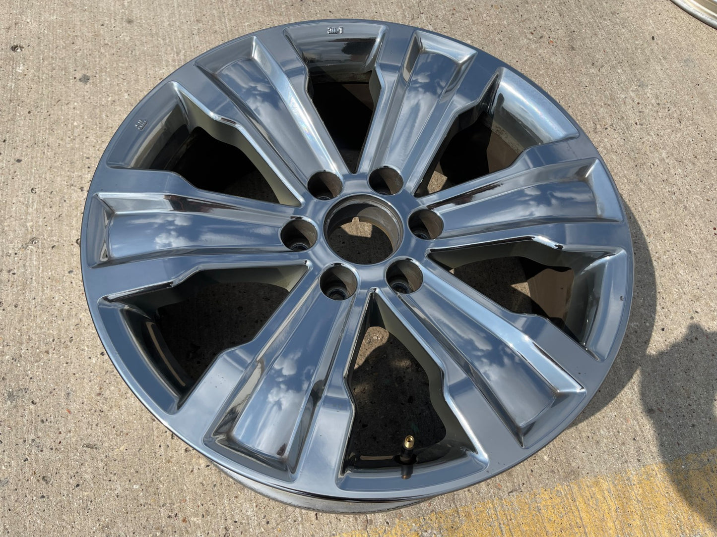 20" Nissan Titan Armada OEM 62753 wheel rim 2017 2018 2019 2020 2021 2023 2024