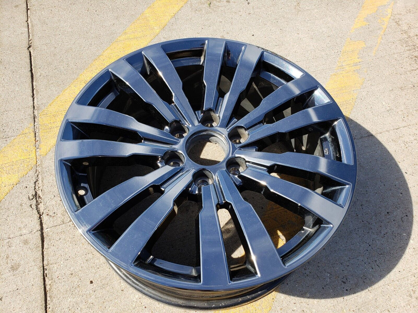 20" Nissan Titan Armada Infiniti QX80 OEM wheel rim 62773 Spare