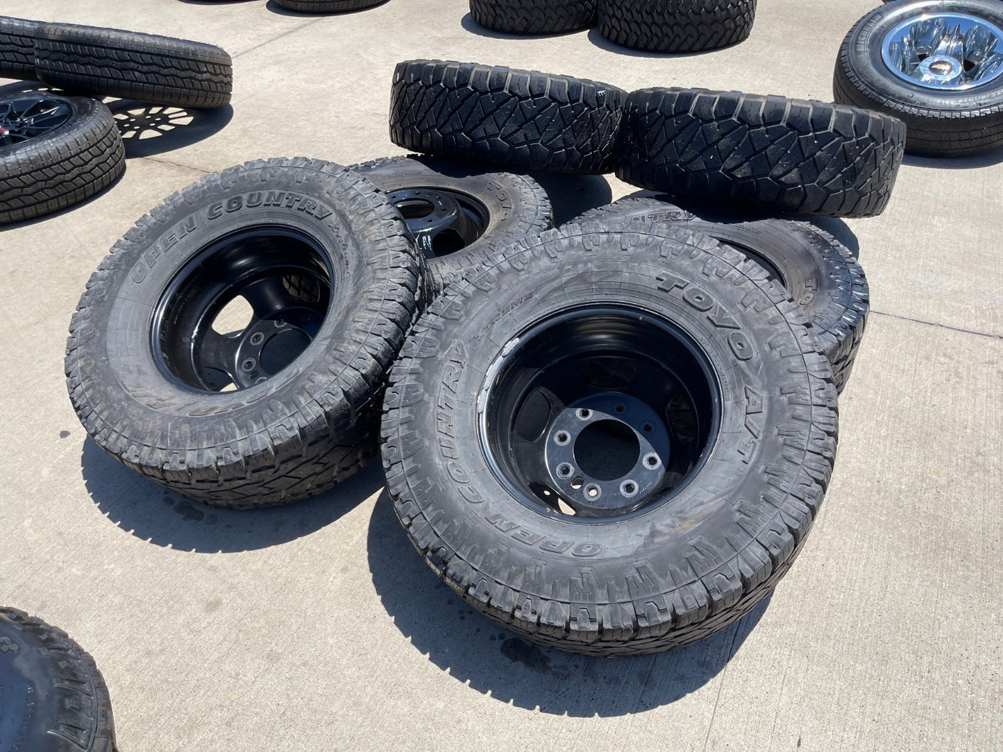 17" Dodge Ram 3500 Dually Laramie 8x200 wheels rims 2703 2704 OEM tires 35"