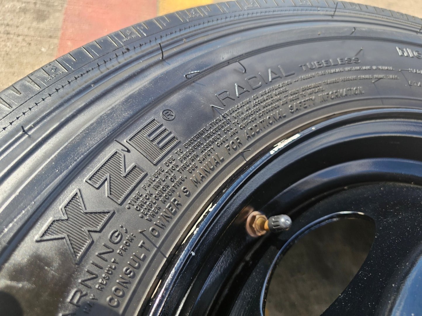 19.5" Ford F-450 F-550 Dually rim RAM 4500 OEM 10x225 spare MICHELIN