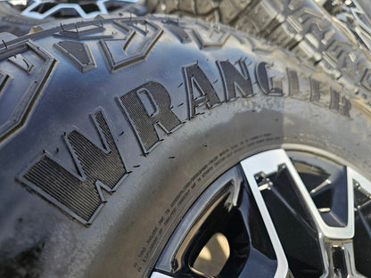 18" GMC Sierra AT4X Chevy Trail Boss 2500 OEM 14136 wheels rims GOODYEAR 35"