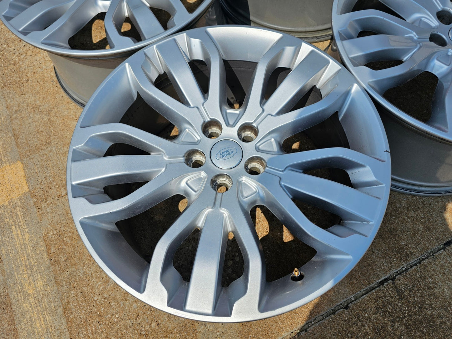 21" Range Land Rover OEM wheels rims 72254