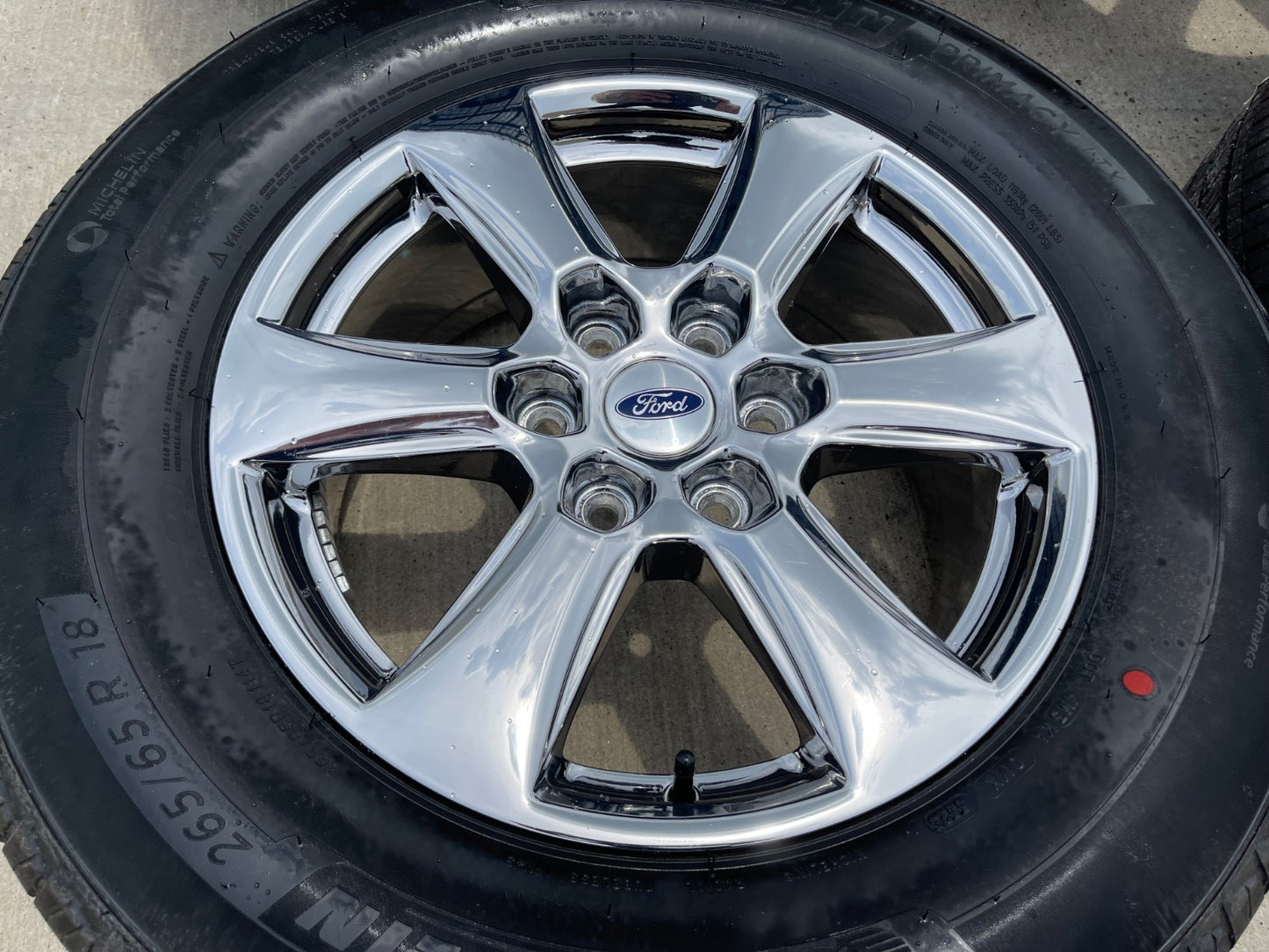 18" Ford F-150 Lariat OEM rims wheel 10168 tires SET Expedition MICHELIN NEW