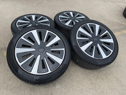 19" Lucid Air OEM Grand Touring 95620 OEM wheels rims 2025 2026 2027 PIRELLI