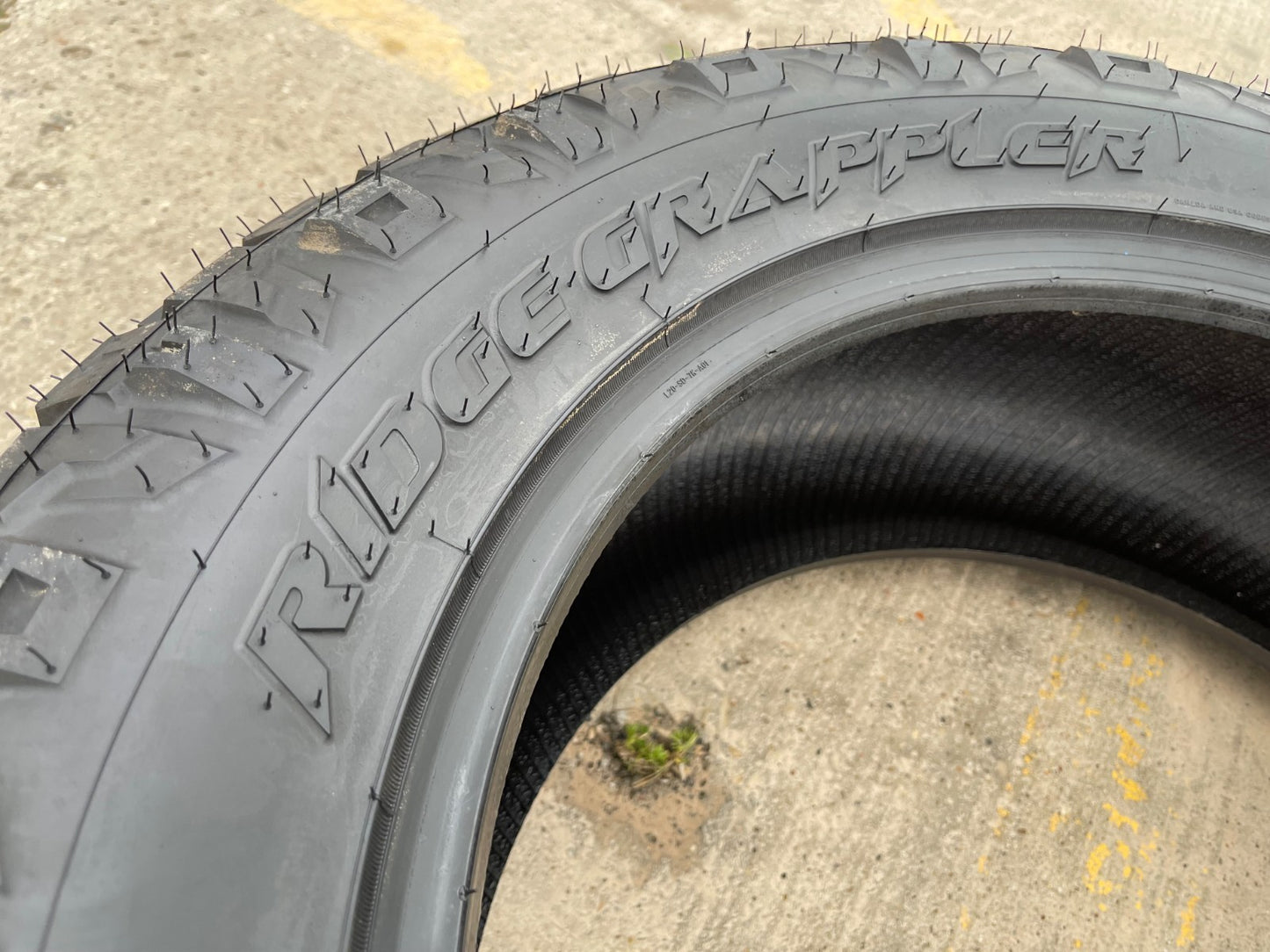 (1) 265/60/20 Nitto Ridge Grappler R/T tire 112T 265/60R20 NEW