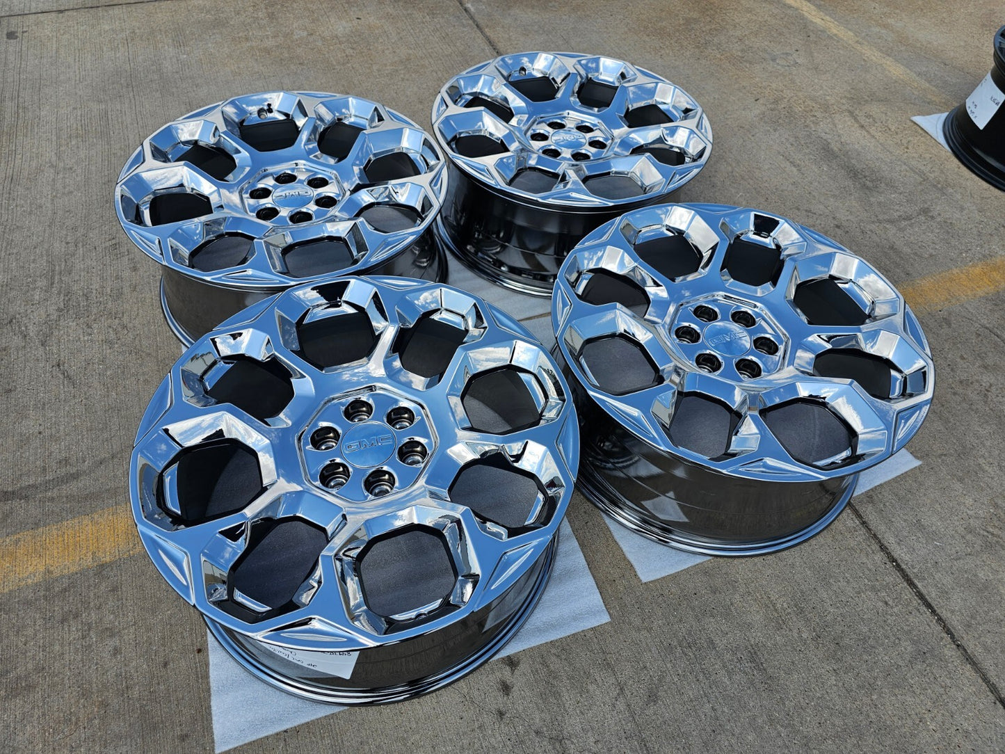 NEW 24" GMC Yukon Sierra Tahoe Cadillac Escalade OEM wheels rims 2025 2026 2027