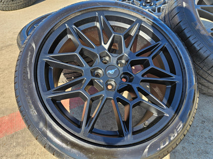 19" Ford Mustang GT Track Pack OEM 10600 10603 wheels rims 2025 2026 NEW