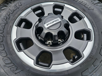18" Ford F-250 F-350 OEM TREMOR rims wheels 10482 tires NITRO 35"