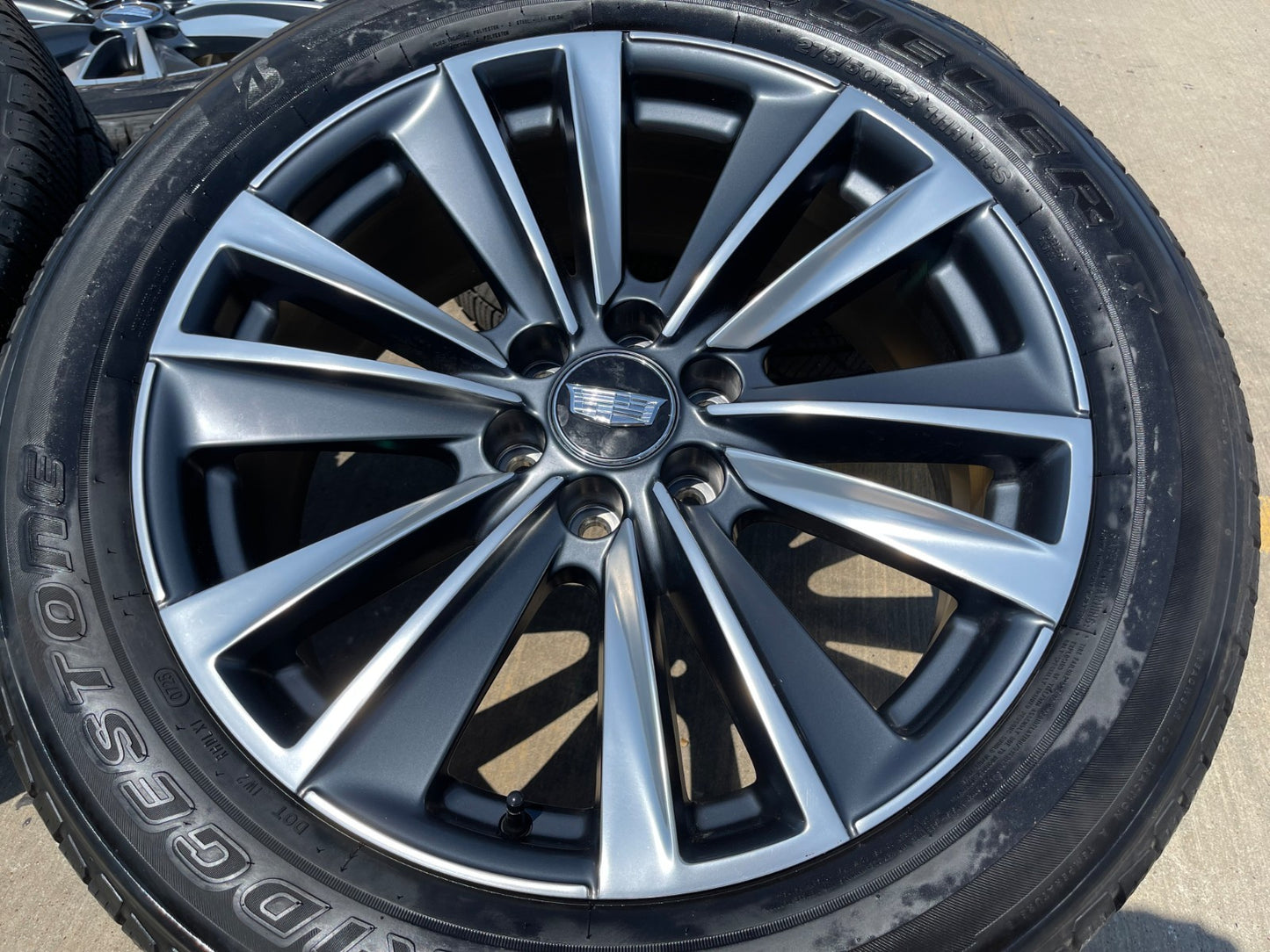 22" Cadillac Escalade PLATINUM OEM 4901 wheels rims GMC Sierra SET BRIDGESTONE
