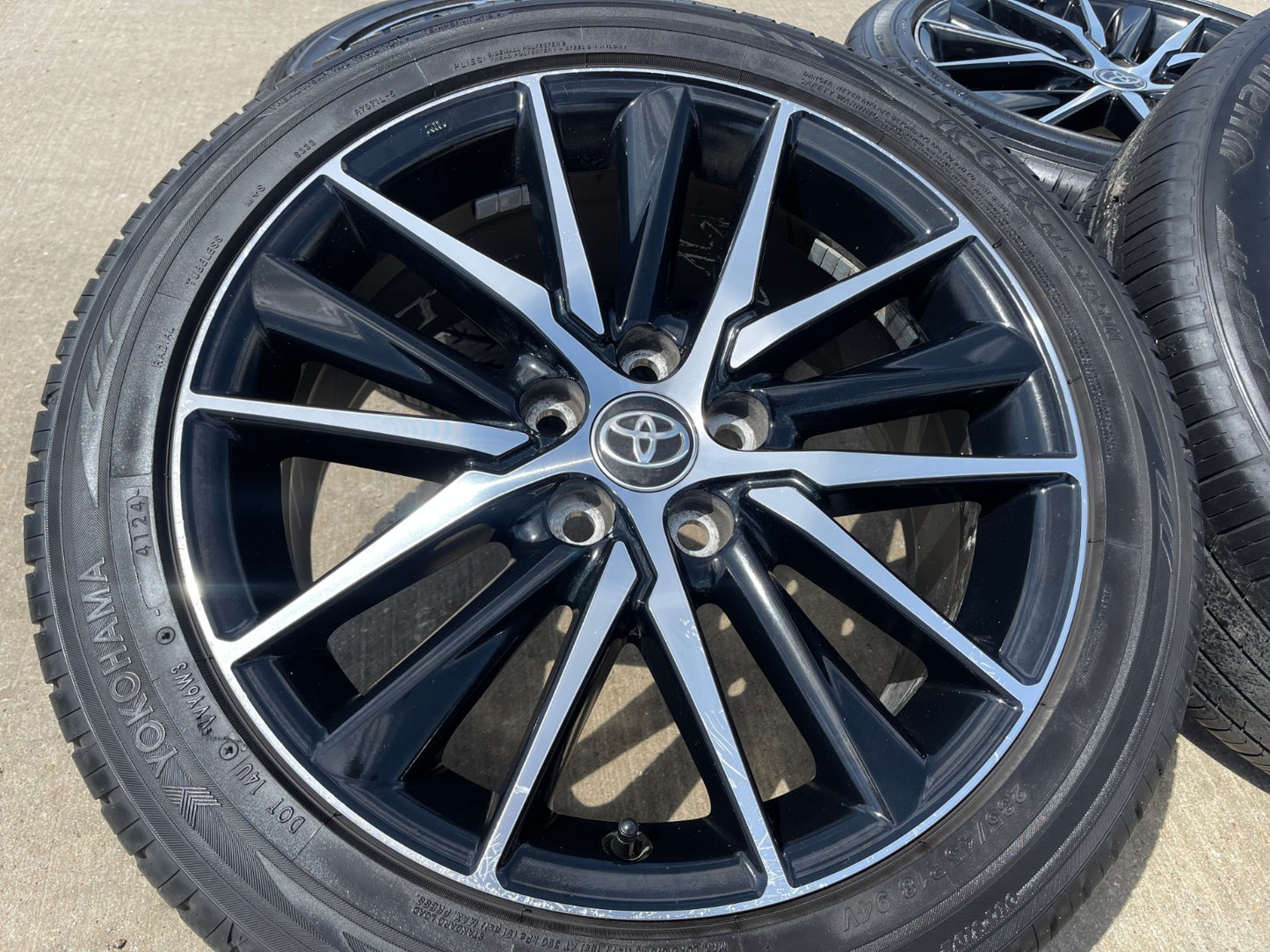 18" Toyota Camry OEM wheels rims 18036 69133 CHR Avalon 2022 2023 2024 2025 2026