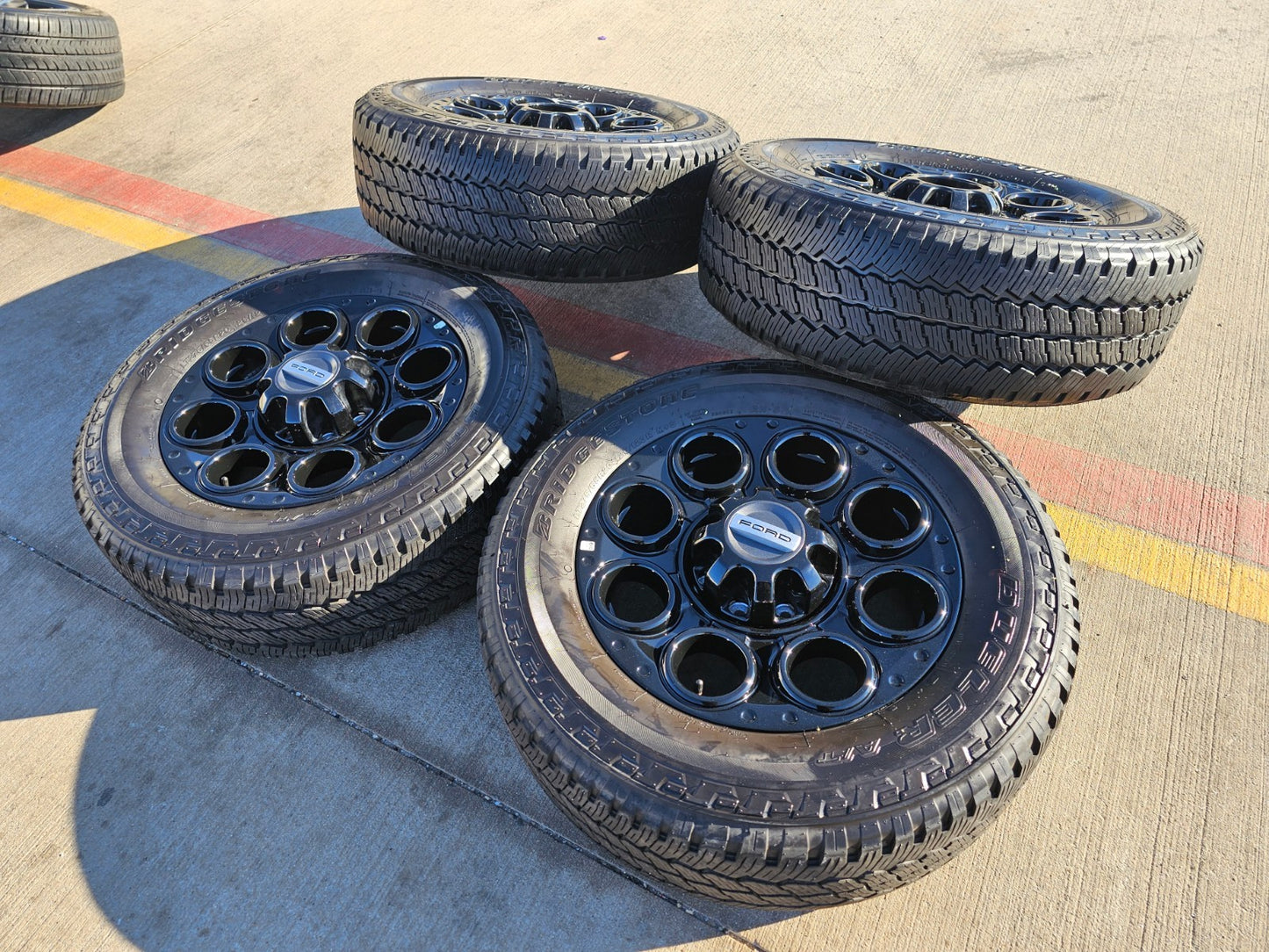 20" Ford F-250 F-350 OEM black Lariat 10299 10484 wheels rims 2024 2025 2026