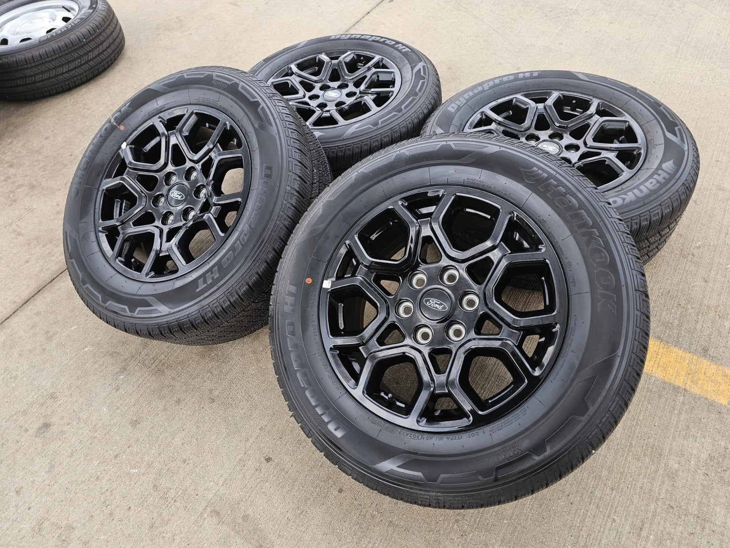 18" Ford F-150 OEM rims wheels 95049 10340 Expedition 2023 2024 2025 2026 NEW