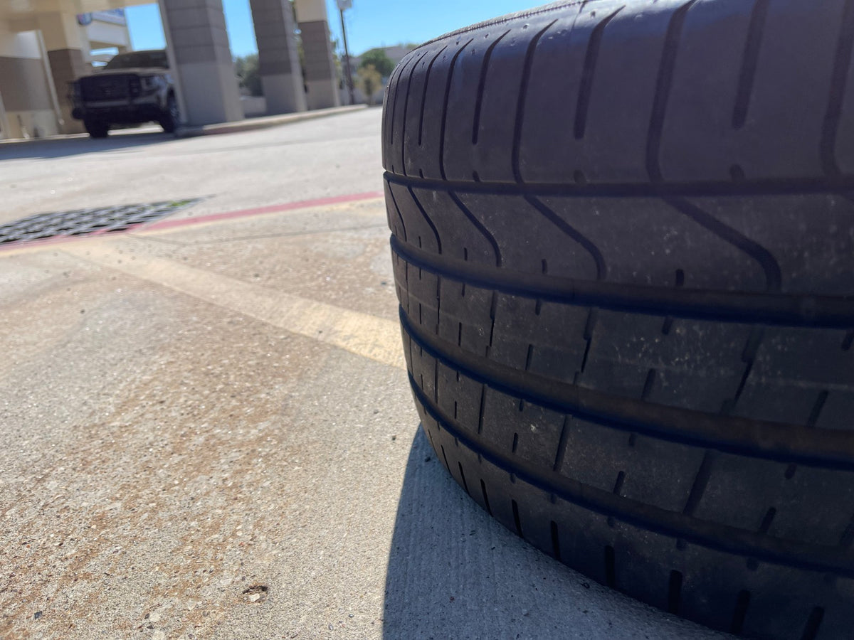 (1) 305/30/20 Pirelli P Zero tire 103Y M+S 305/30R20 tire Porsche 911 Carrera