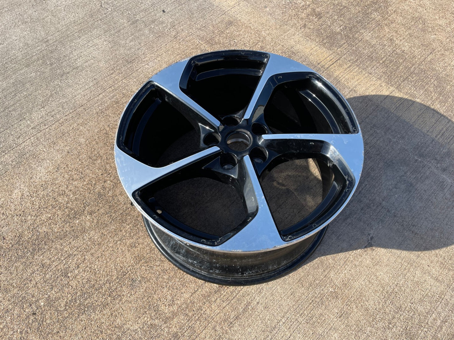 20" 20x9.5 Lucid Air OEM Grand Touring black wheel rim REAR 2022 2023 2024 2025