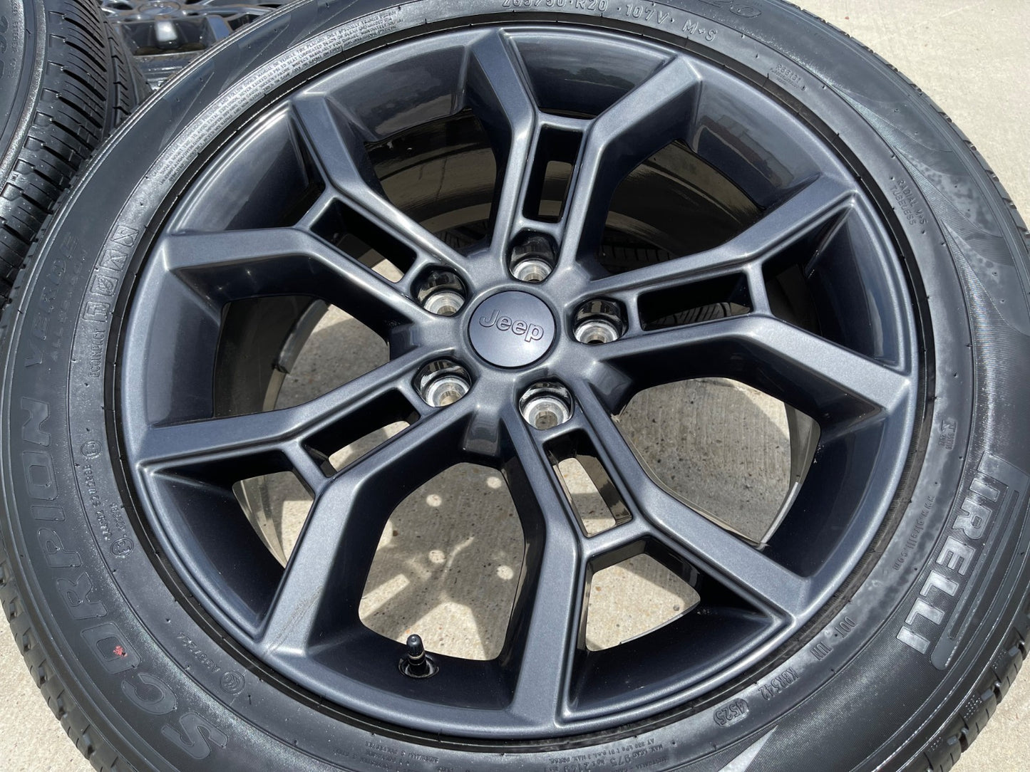 20" Jeep Grand Cherokee L OEM 9322 wheels rims Dodge Durango SET 2025 2026 2027