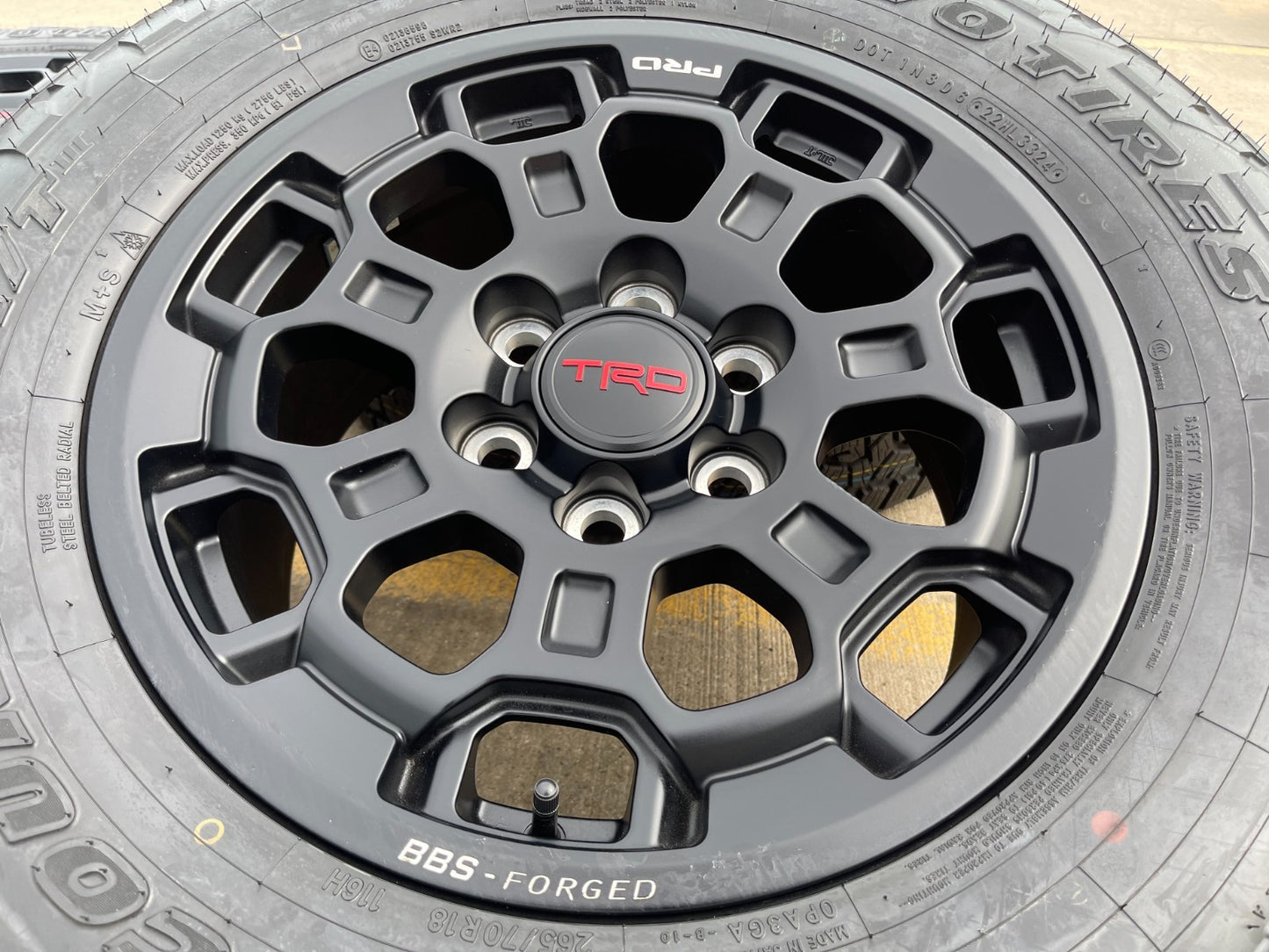 18" Toyota Tundra TRD BBS FORGED OEM black 95458 wheels rims Sequoia NEW AT tire