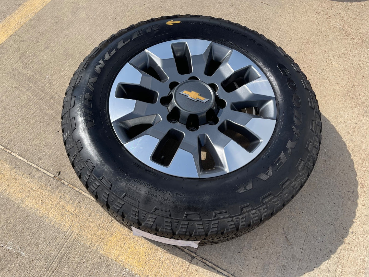 20" Chevy Silverado GMC Sierra 2500 3500 OEM 5960 5947 wheel rim tire spare