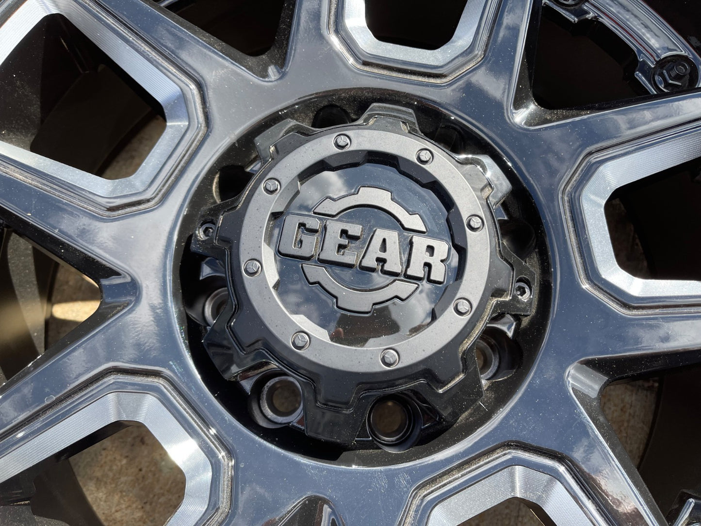 (1) 20x10 Gear Off Road 743BM Armor wheel rim 8x165 Chevy GMC Ram 2500 3500 NEW