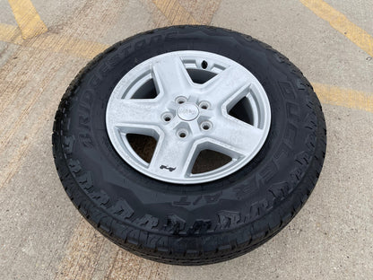 17" Jeep Gladiator SPORT OEM wheel rim 9235 spare Wrangler 2022 2023 2024 2025