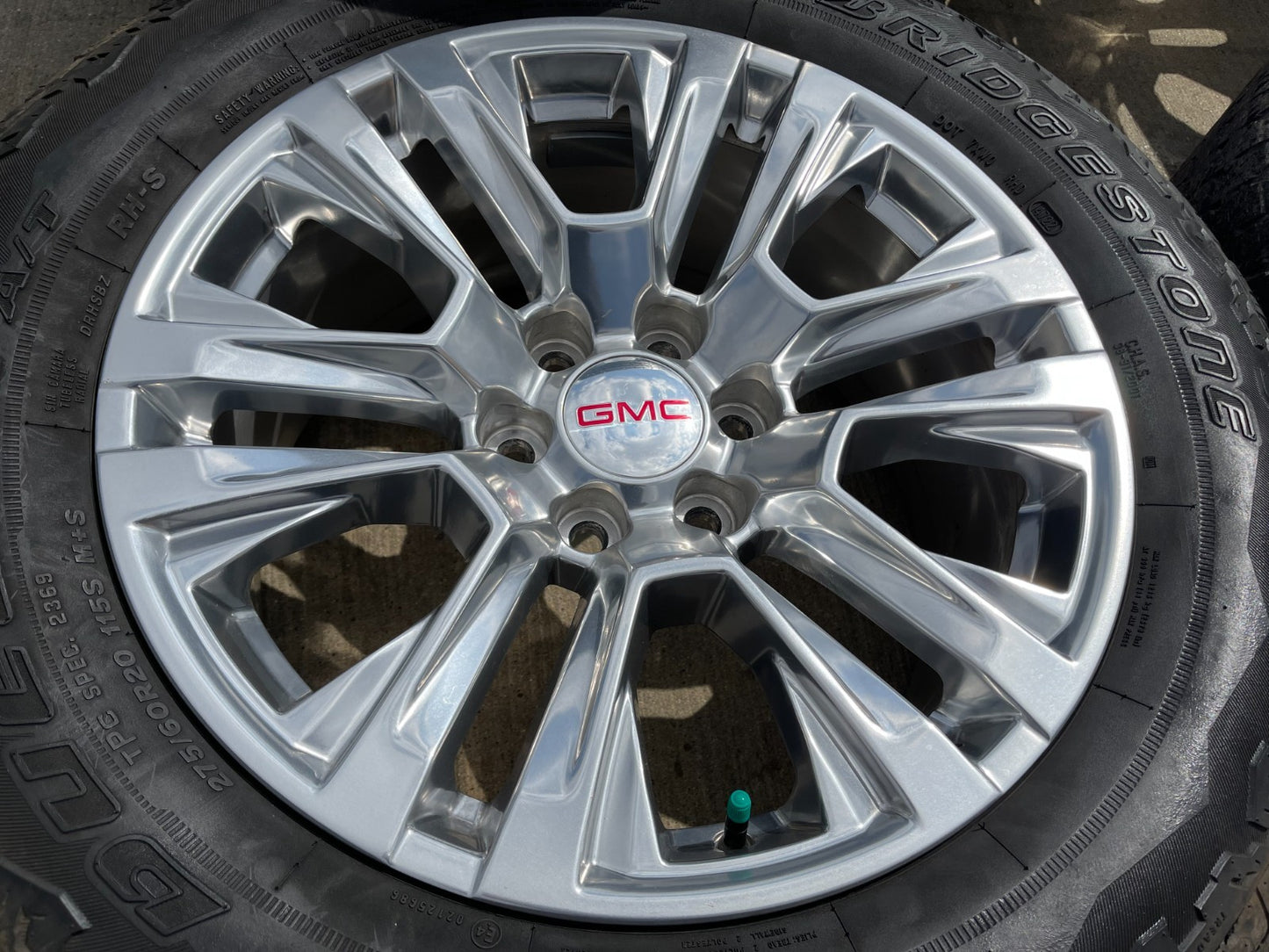 20" GMC Sierra Yukon Denali OEM 5917 wheels rims Chevy 2021 2022 2023 2025 2026