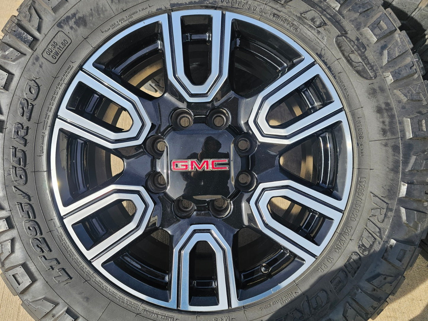 20" GMC Sierra AT4 2500 3500 OEM wheels rims 5950 Silverado NITRO 35"