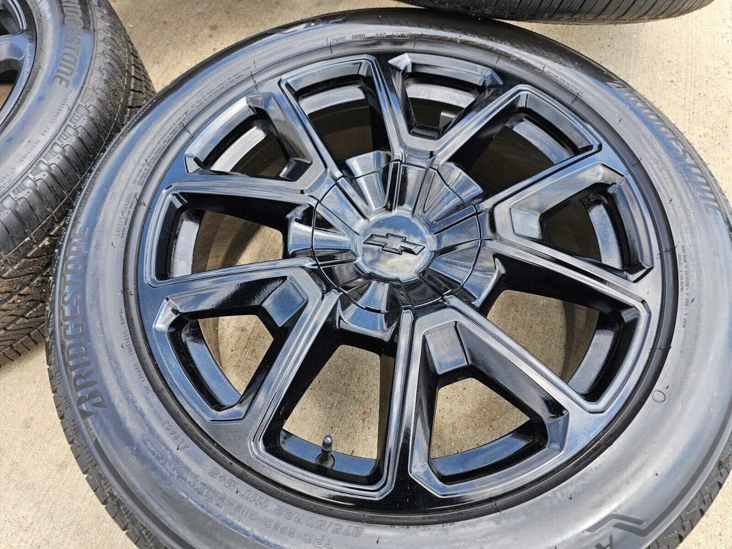 22" Chevy Tahoe Silverado RST OEM black 14035 wheels rims tires