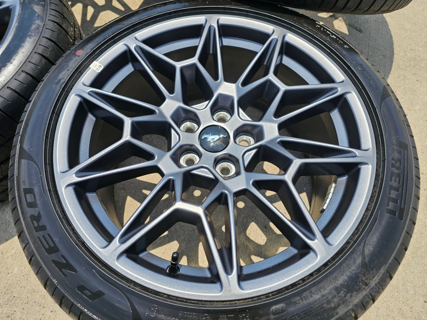 19" Ford Mustang GT Performance Track Pack OEM wheels rims 2025 2026 TPMS NEW