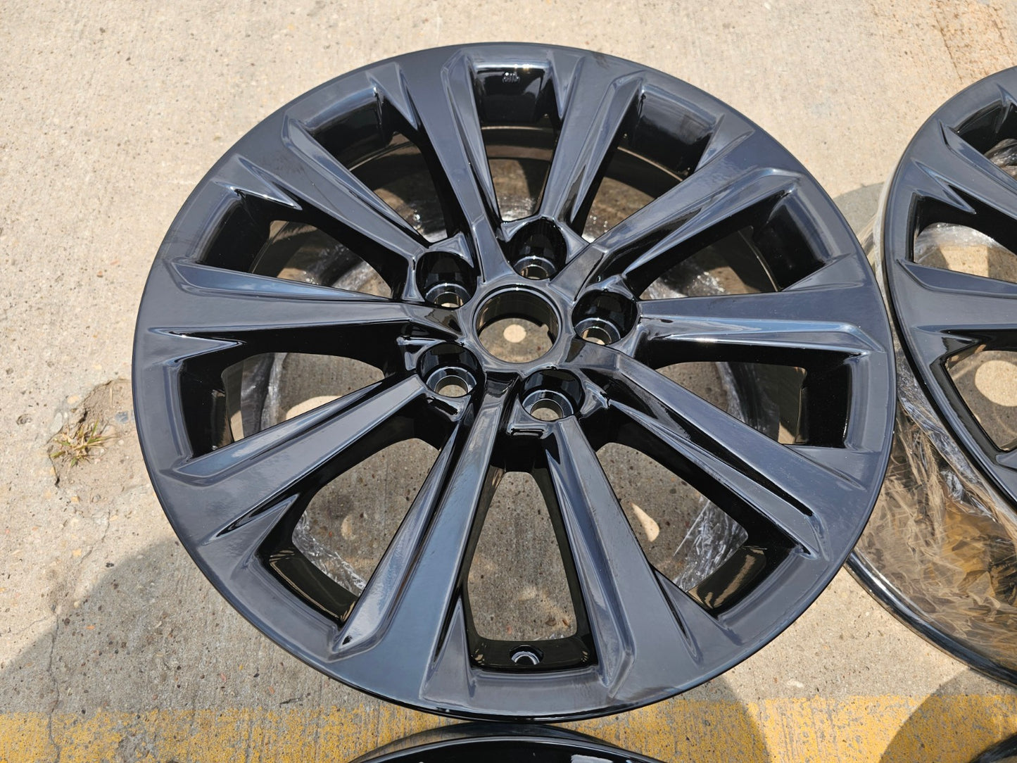 18" Toyota Grand Highlander OEM 10525 wheels rims Lexus TX350 2025 2026 2027 NEW