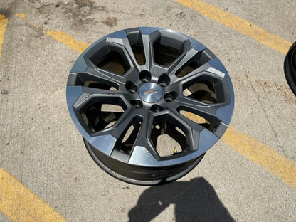20" Chevy Tahoe Silverado OEM 14090 95417 wheel rim GMC Yukon spare