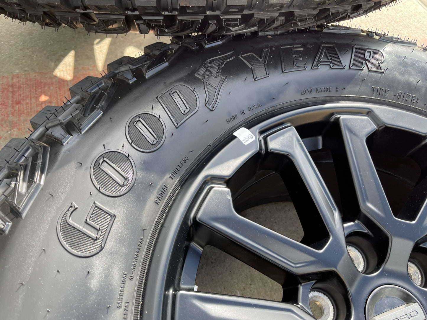 17" Ford F-150 Raptor OEM 10611 rims wheels Bronco 2025 2026 NEW GOODYEAR 33"