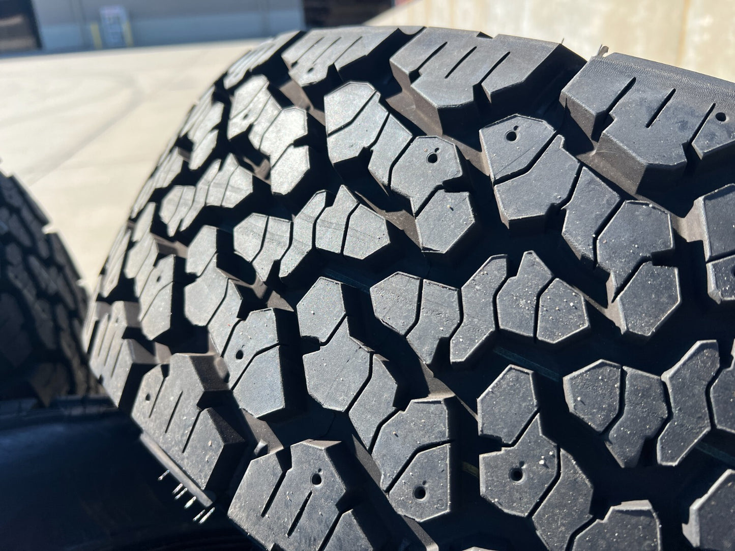 17" Jeep Gladiator BLACK OEM wheels rims 9235 Wrangler 2023 2024 2025 NEW