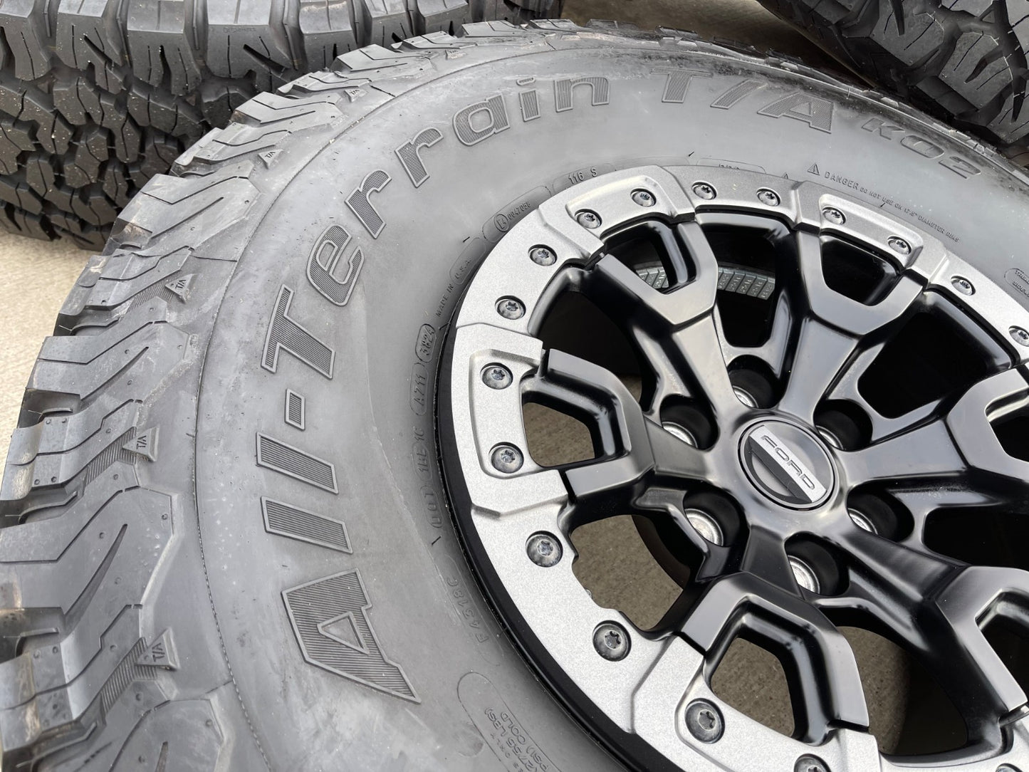 17" Ford F-150 Raptor Bronco R OEM BEADLOCK 51222 rims wheels 2025 2026 NEW 37"