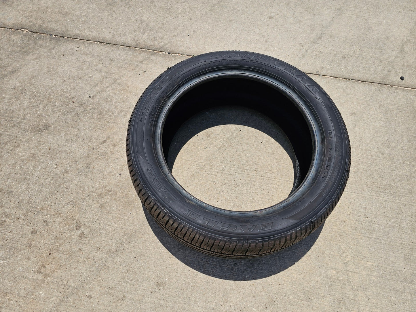 (1) 225/50/18 Goodyear Eagle LS-2 tire 225/50R18 95H SL NEW