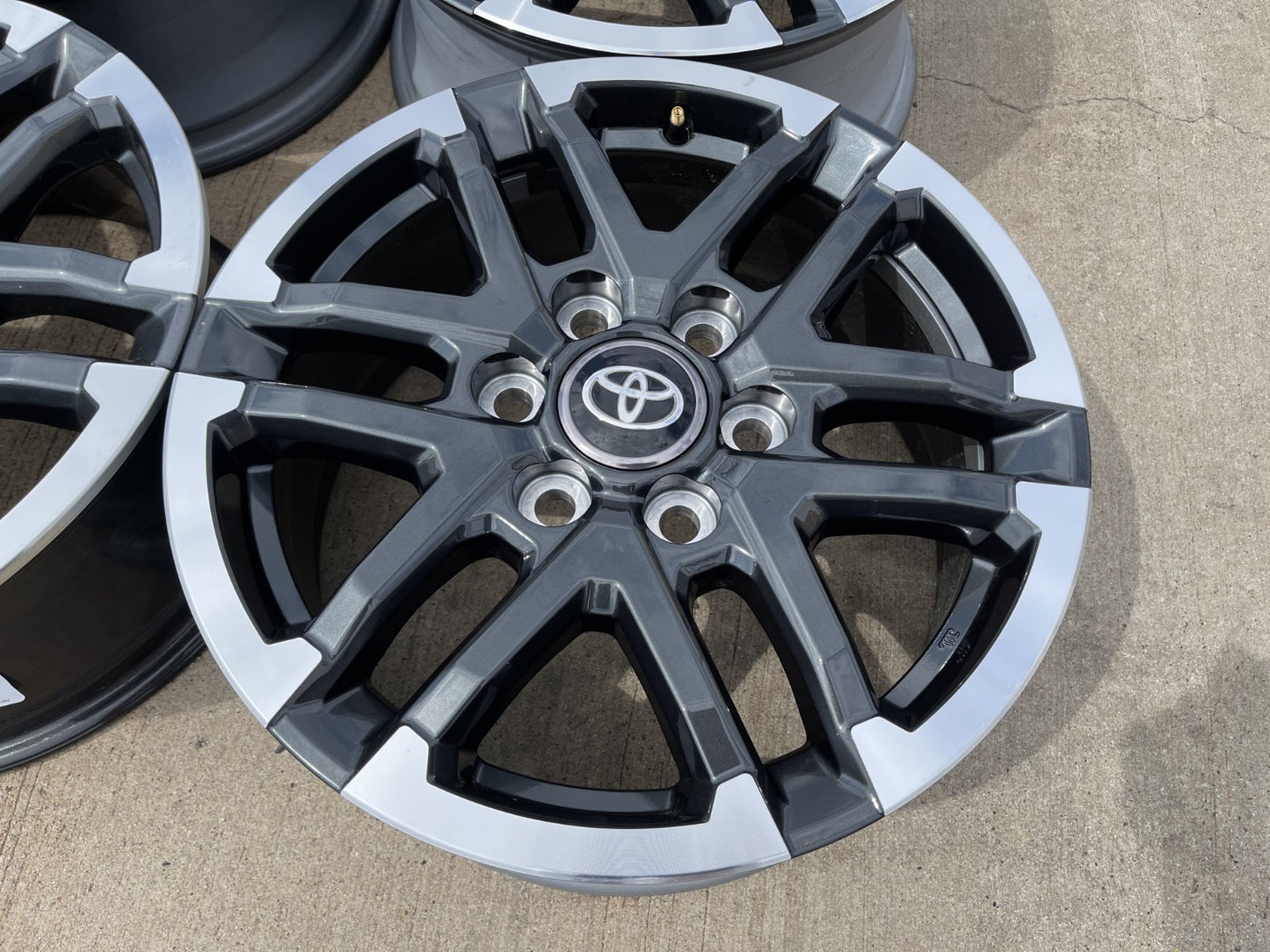18" Toyota Tacoma TRD OEM wheels rims 10641 4Runner 2024 2025 2026 2027 NEW