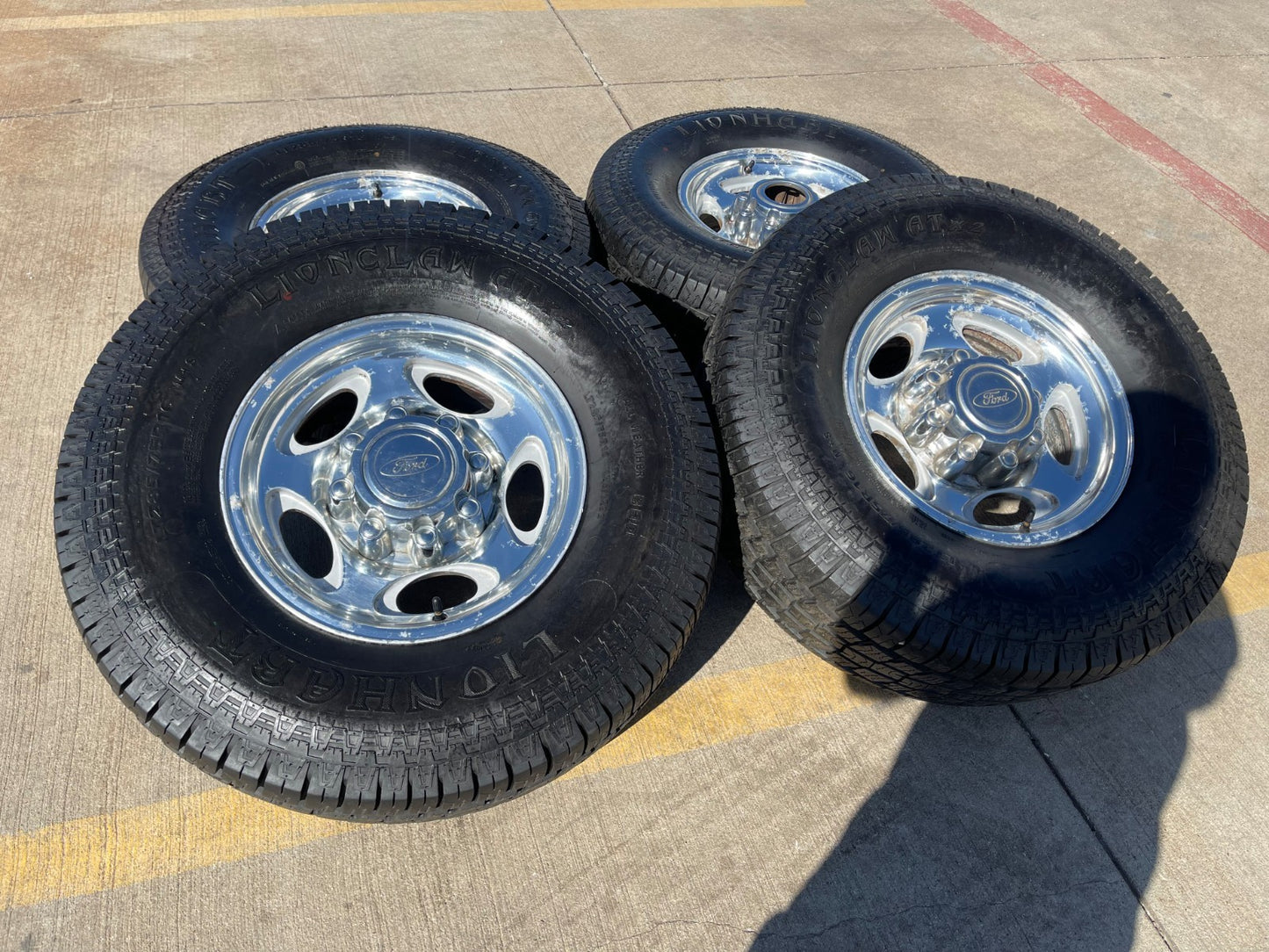 16" Ford F-250 F-350 Excursion OEM 3408 polished wheels rims tires