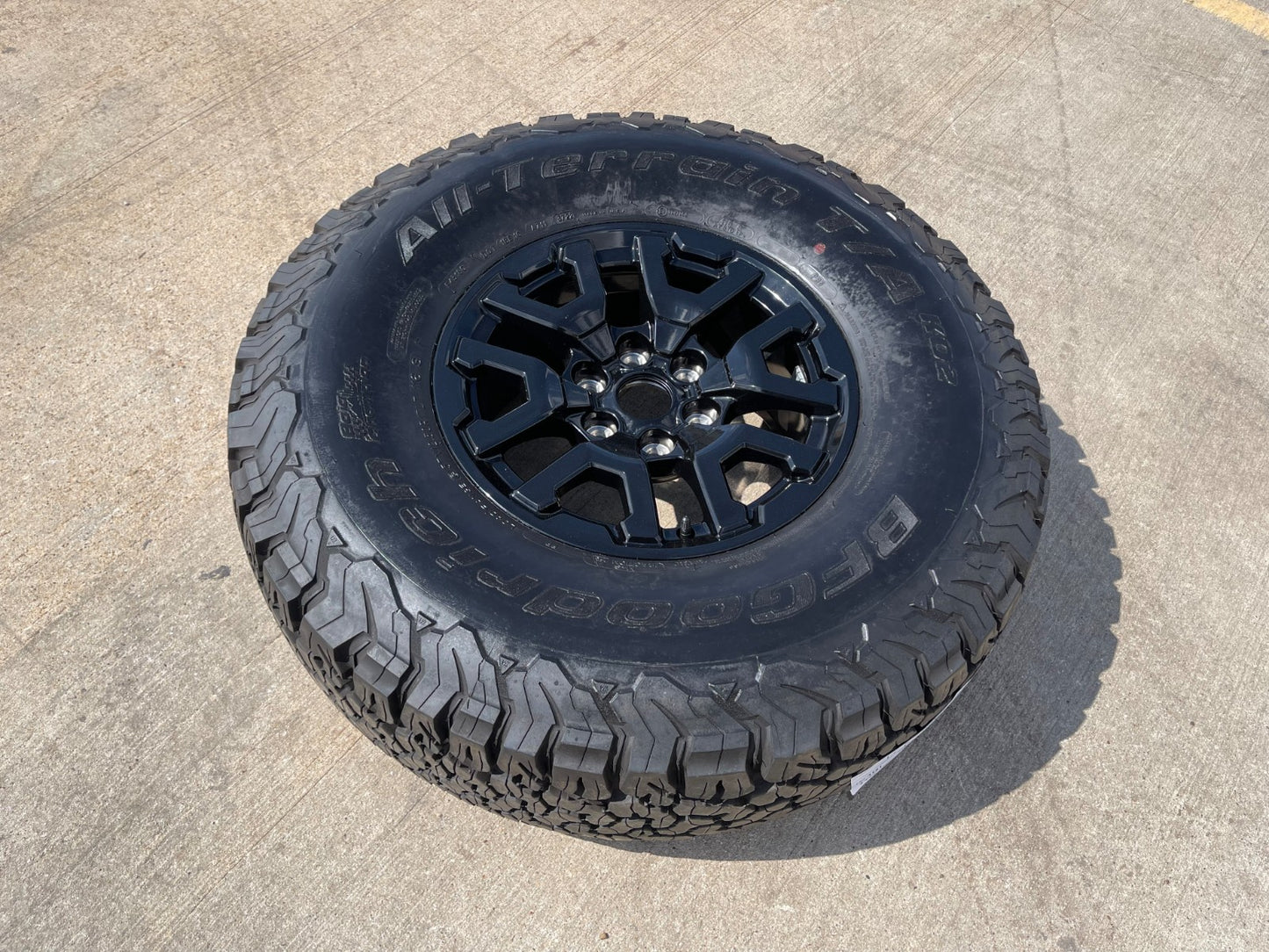 17" Ford F-150 Raptor Bronco OEM 10461 rim wheel spare 2024 2025 2026 BFG 37"