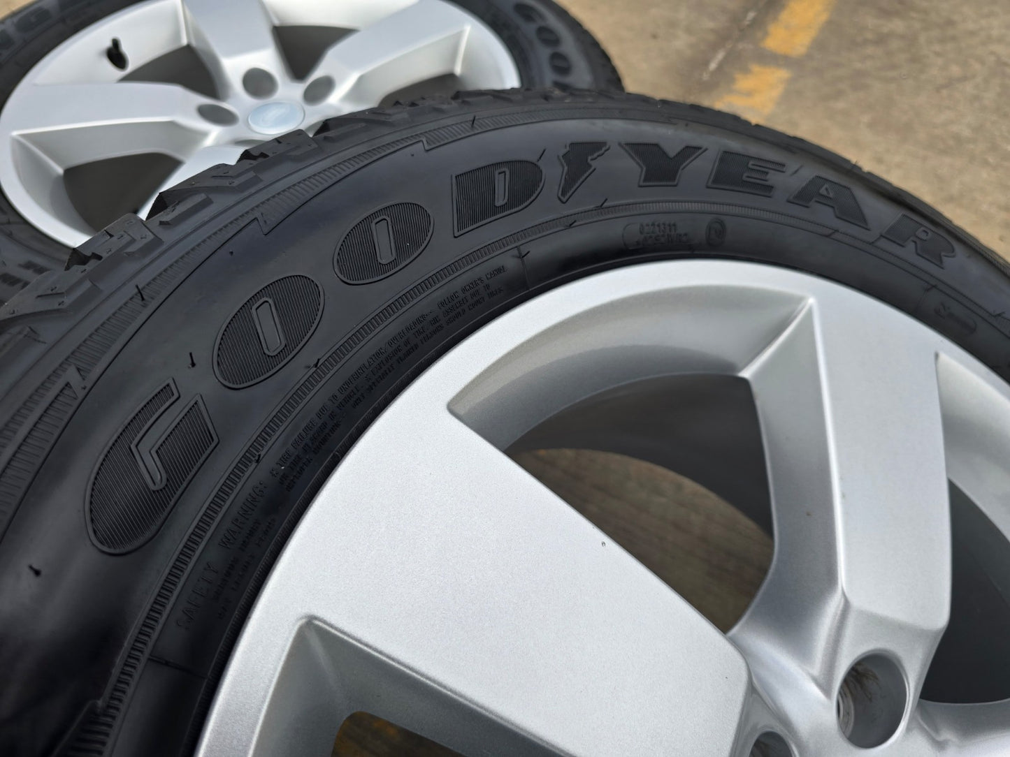 20" Land Rover Defender OEM wheels rims SET Range | Rim # 72351 | Fits 2019-2027