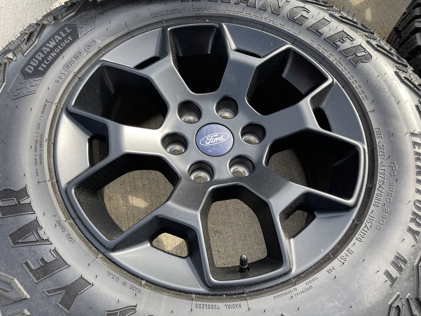 18" Ford F-150 TREMOR RATTLER OEM rims wheels 10341 95029 Expedition 2026 NEW