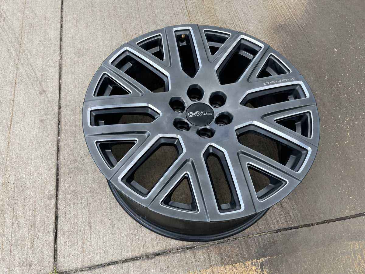24" GMC Yukon Sierra DENALI OEM wheel rim 2023 2024 2025 2026 2027 NEW