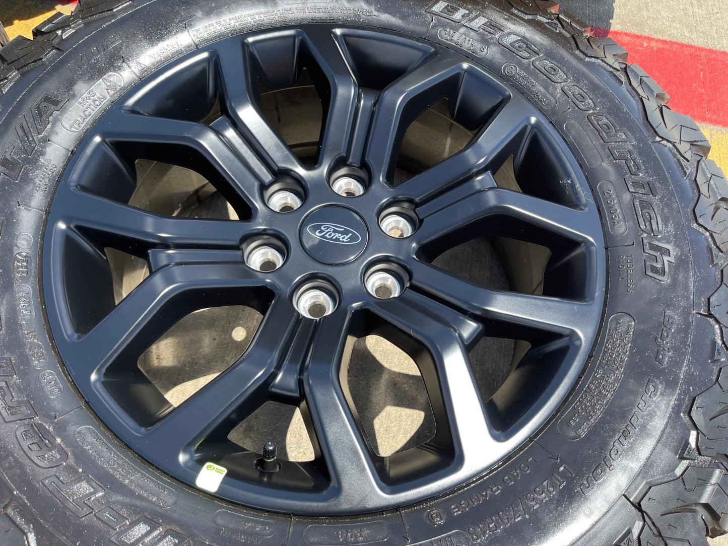 18" Ford F-150 TREMOR OEM rims wheels 10342 95351 SET Expedition BFG KO2 A/T NEW