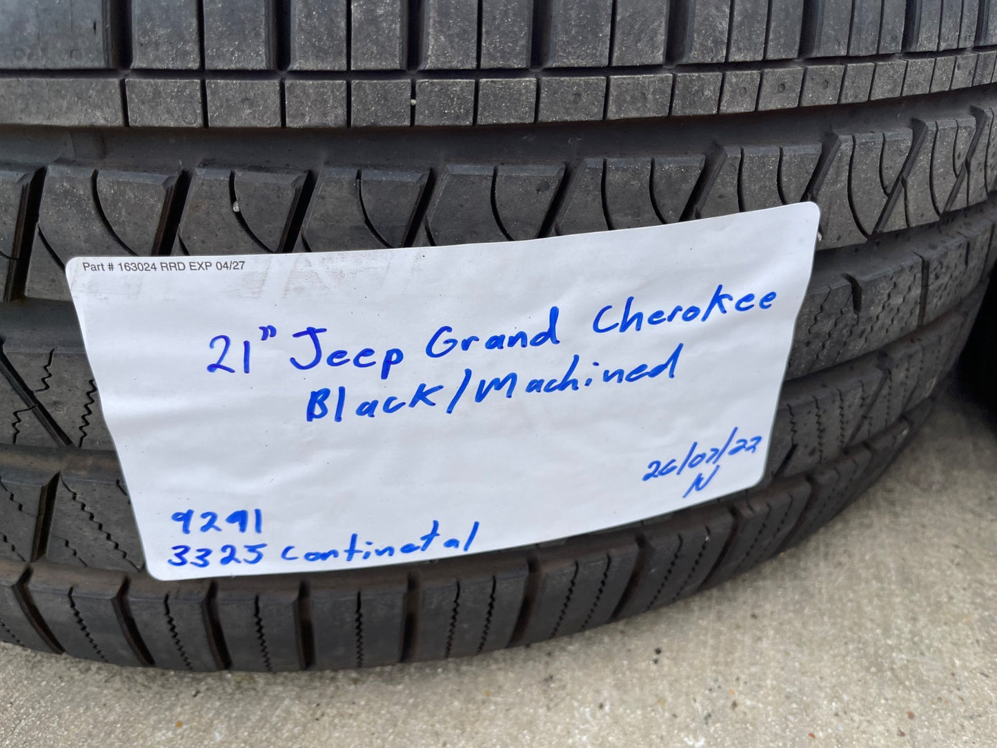 21" Jeep Grand Cherokee L OEM wheels rims 9291 Durango tires SET CONTINENTAL NEW