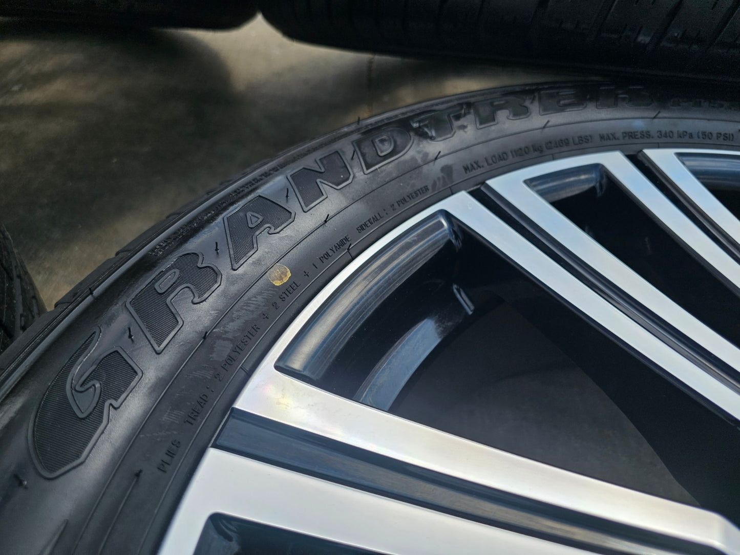 22" Lexus LX600 GX550 OEM wheels rims 74402 Toyota Tundra Sequoia SET