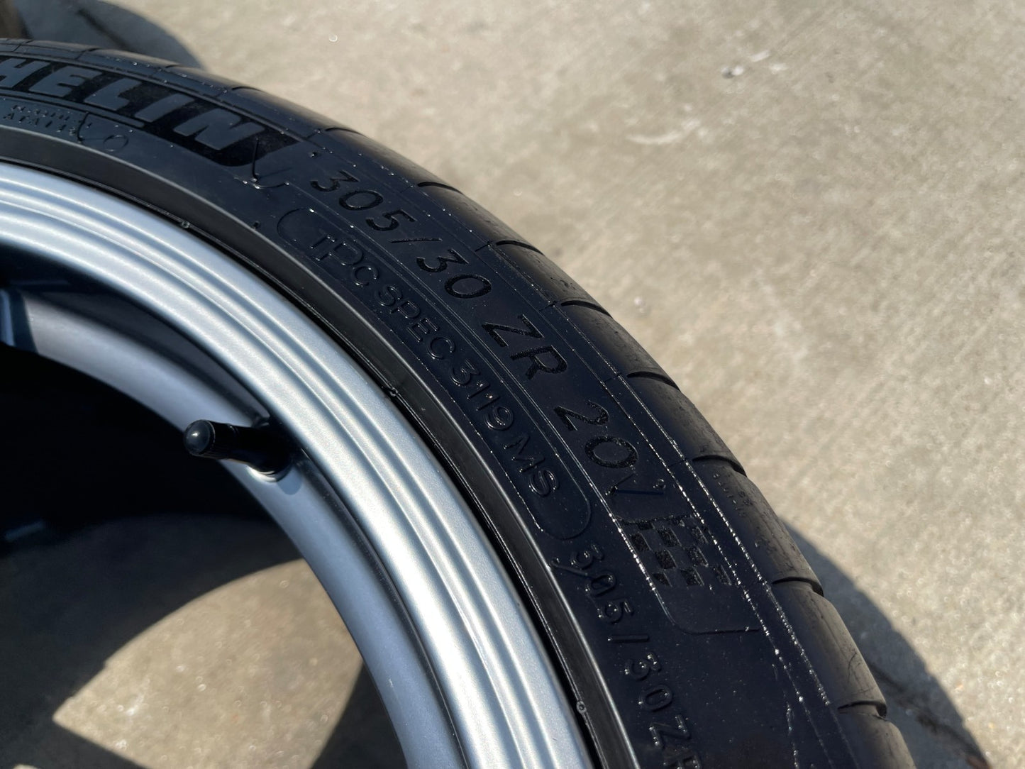 19" + 20" Chevy Corvette Z06 C8 OEM FORGED wheels rims MICHELIN SET