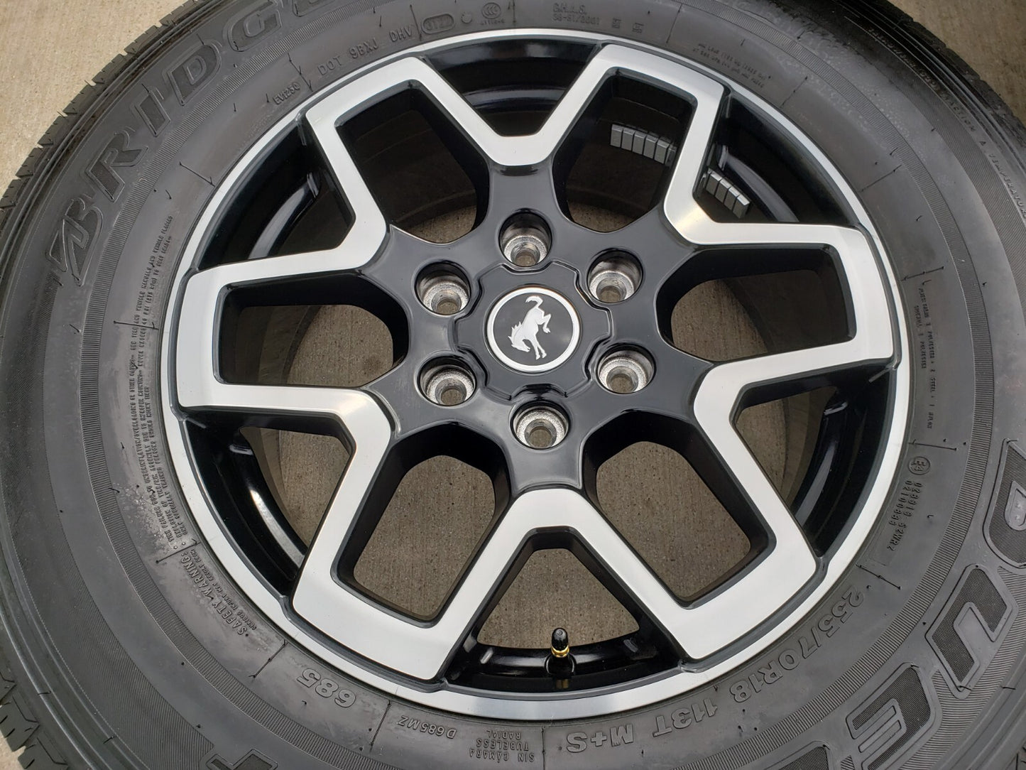 18" Ford Bronco wheels rims tires black 95213 Ranger tires BRIDGESTONE DUELER HT