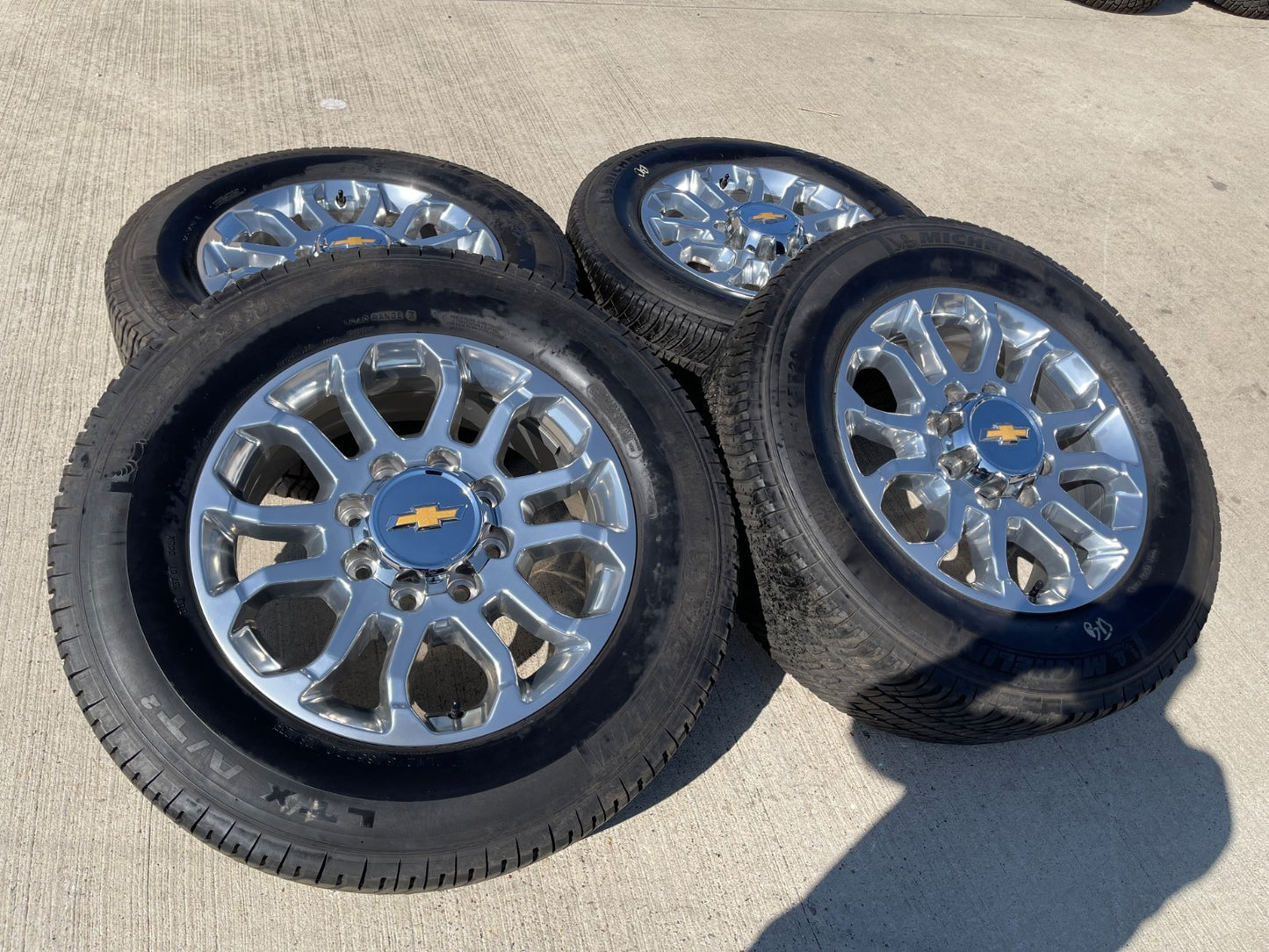 20" Chevy Silverado HIGH COUNTRY GMC Sierra AT4 2500 3500 OEM 95685 wheels rims