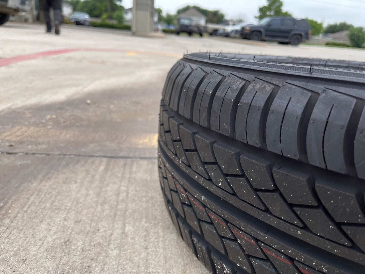 (1) 225/50/17 Advanta HPZ-01+ tire 225/50R17 98W XL M+S NEW